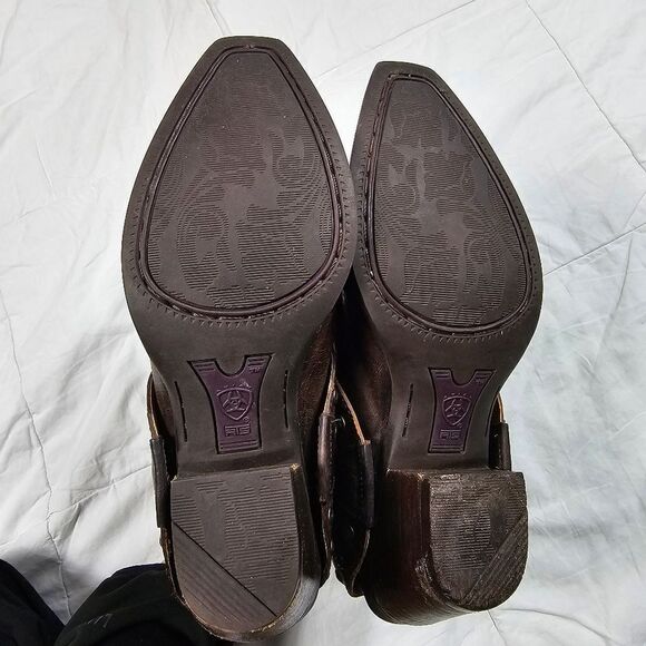 Ariat Defiance Fold Over Studded Buckle‎ Ankle Boot Women's Size 6.5B - Picture 7 of 9